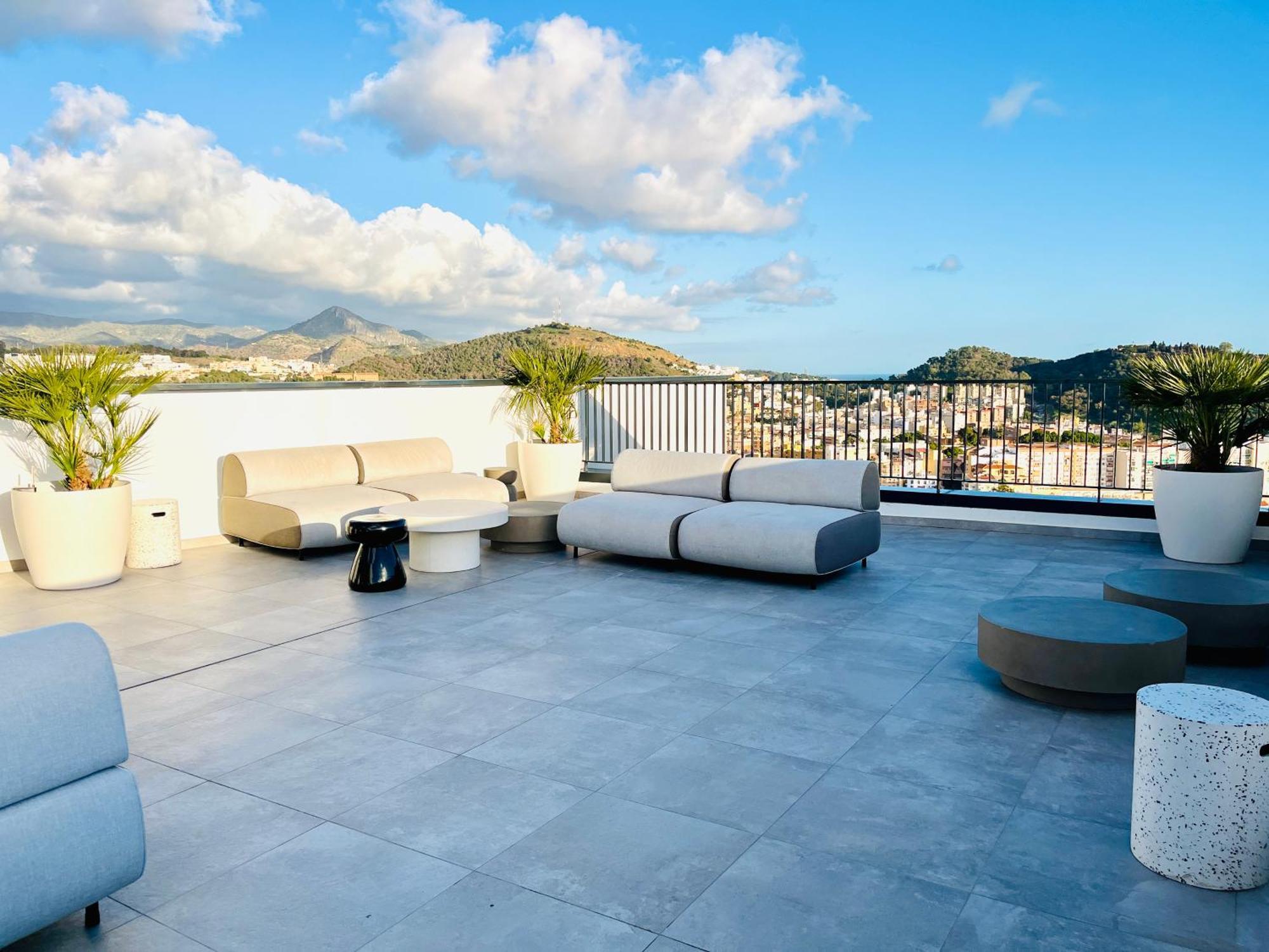 Apartamento De Lujo Con Vistas Impresionantes Apartment Malaga Exterior photo